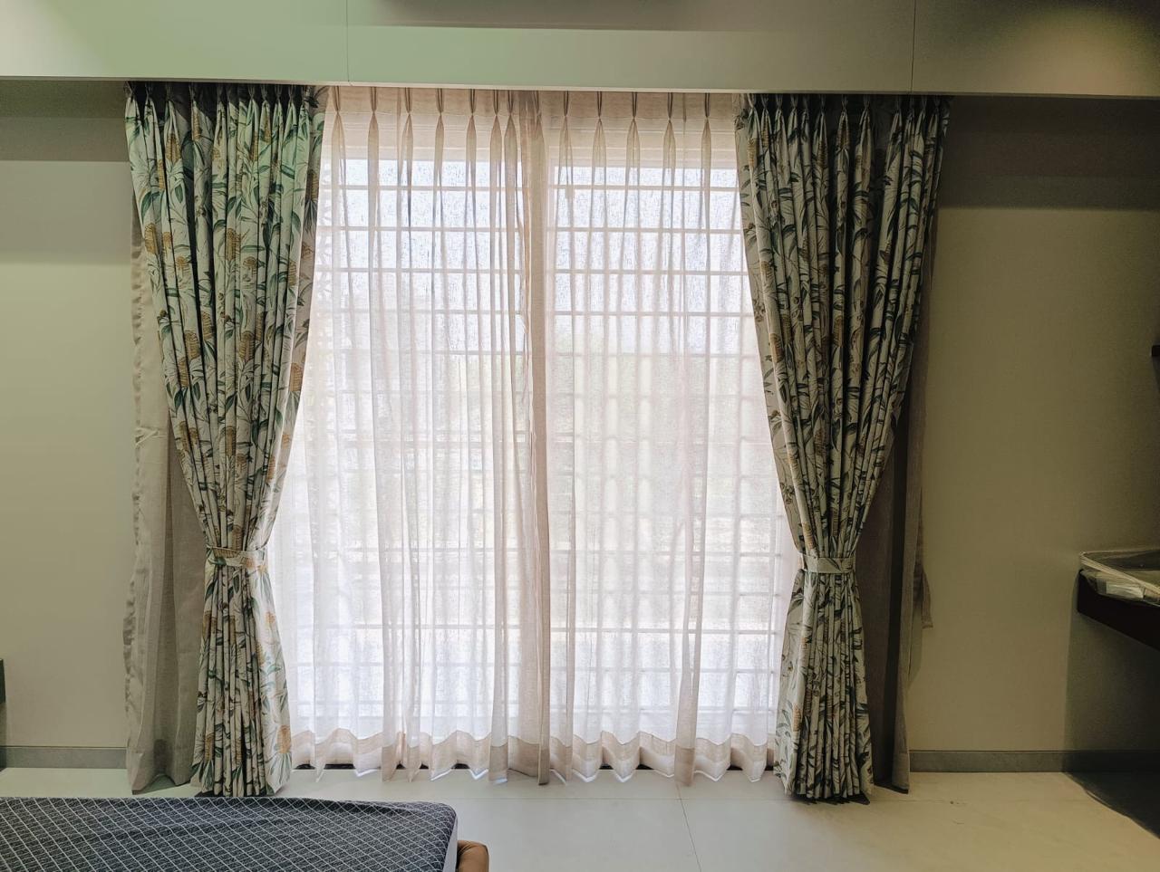 Curtain Designing Installation